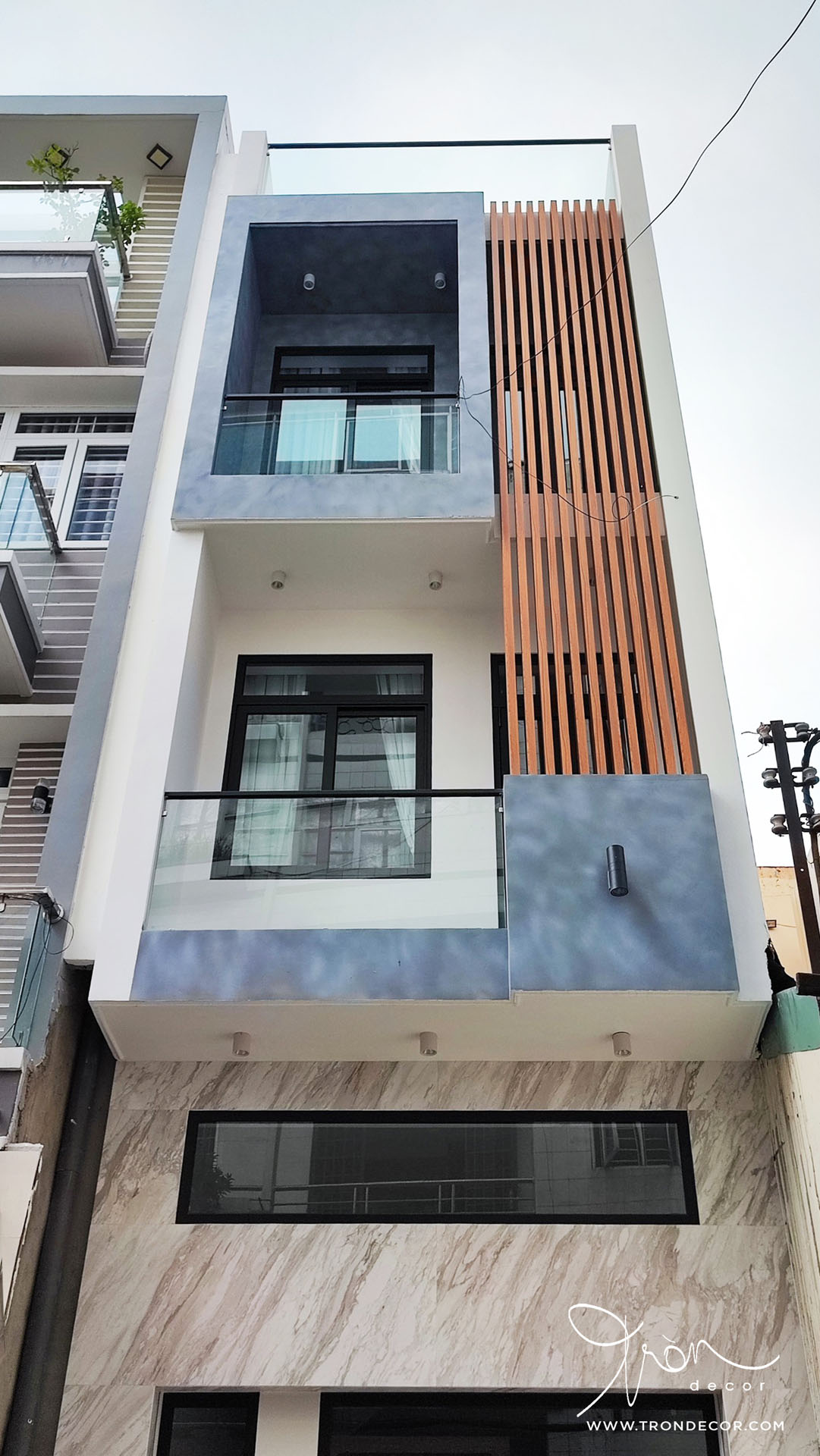 THI CÔNG NHÀ PHỐ 170M2