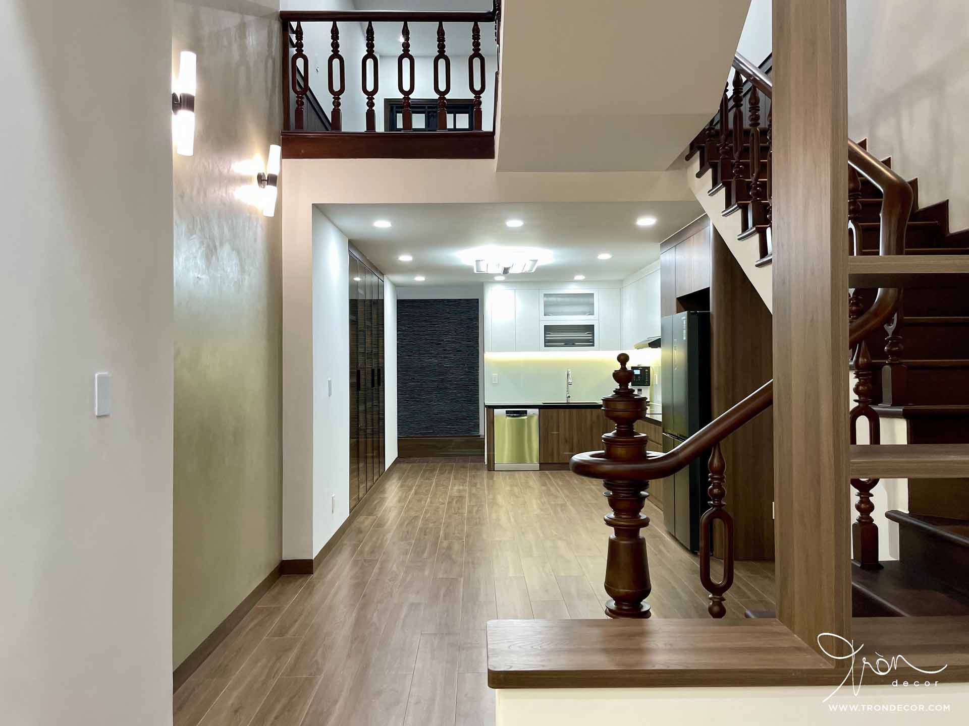THI CÔNG NHÀ PHỐ 295M2 - LÊ VĂN THỌ