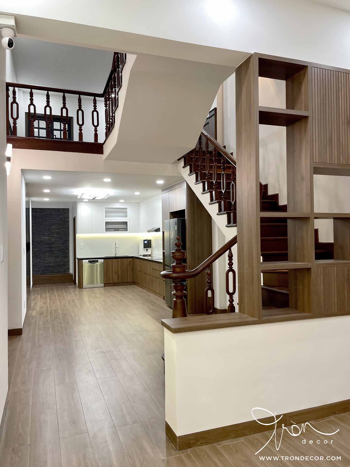 THI CÔNG NHÀ PHỐ 295M2 - LÊ VĂN THỌ