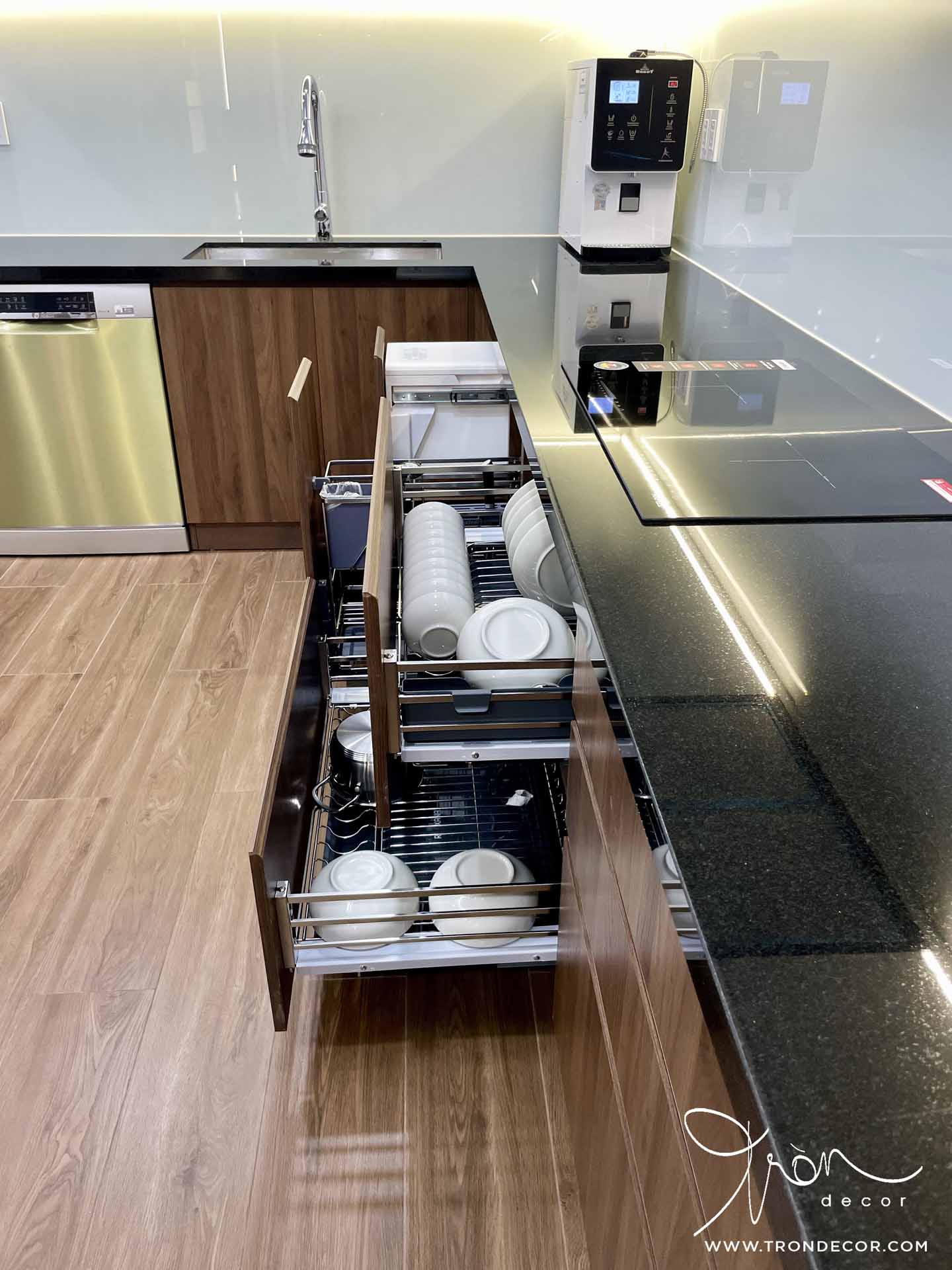 THI CÔNG NHÀ PHỐ 295M2 - LÊ VĂN THỌ
