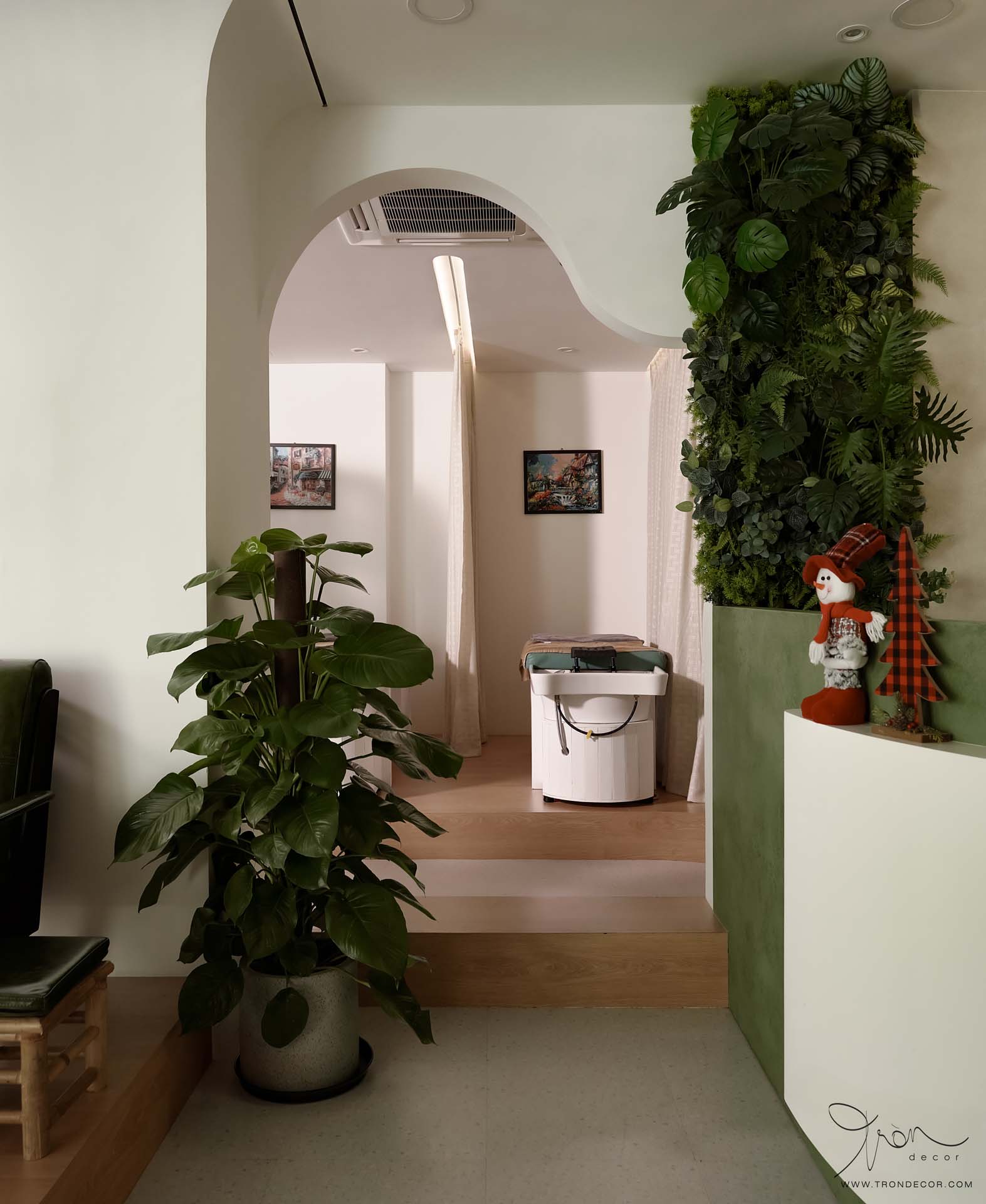 THI CÔNG NỘI THẤT SPA 180M2