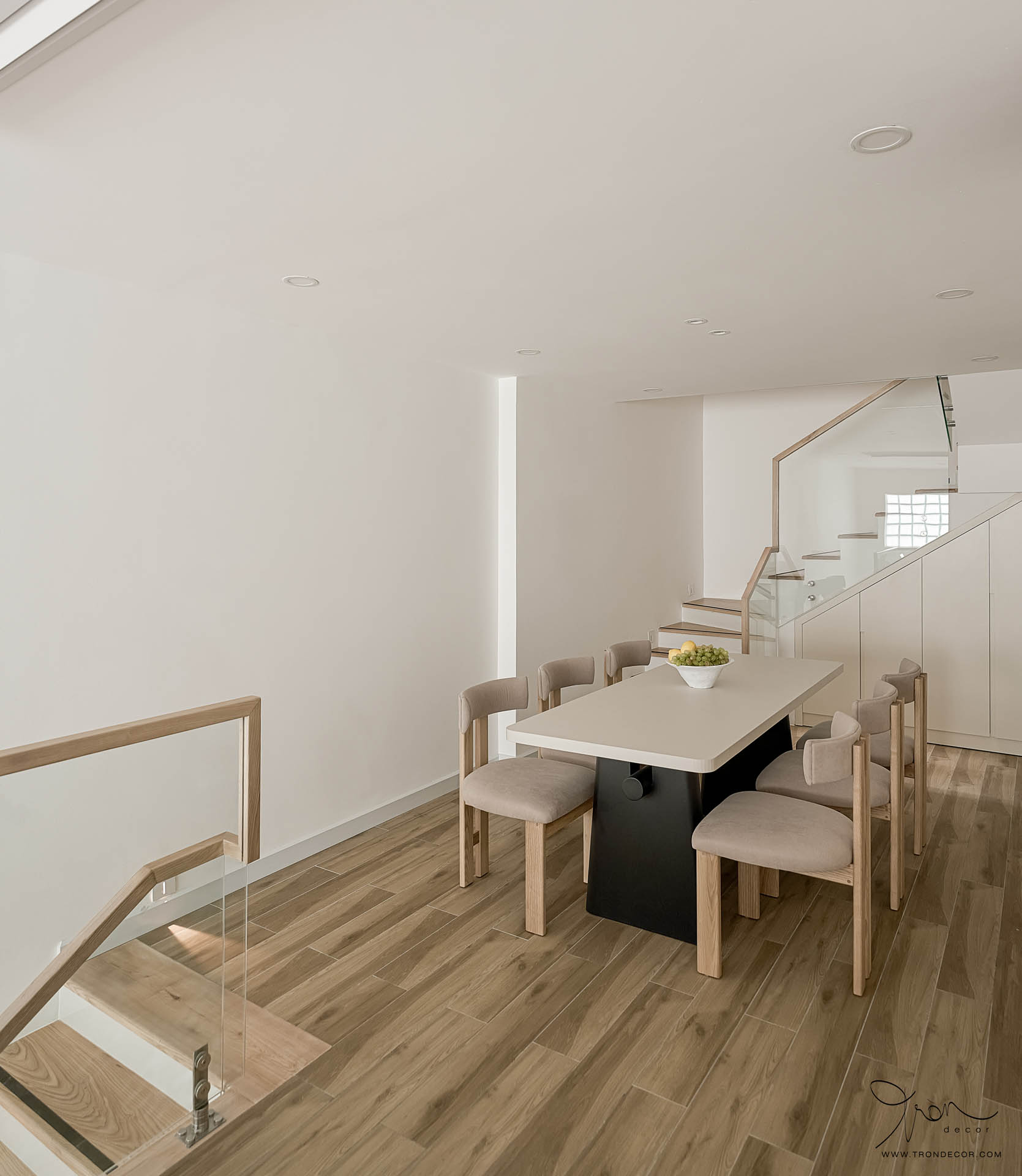 THI CÔNG NHÀ PHỐ 200M2