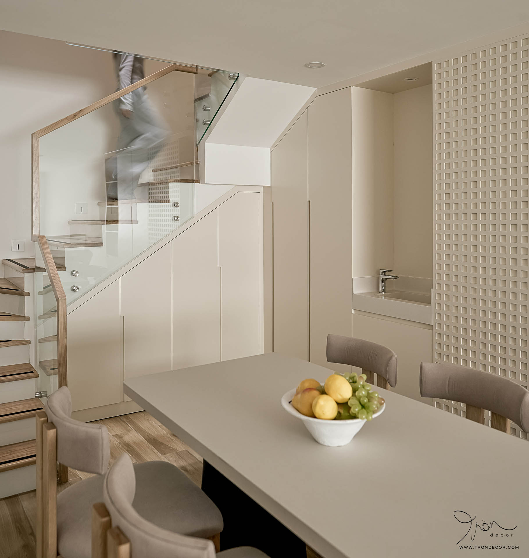 THI CÔNG NHÀ PHỐ 200M2