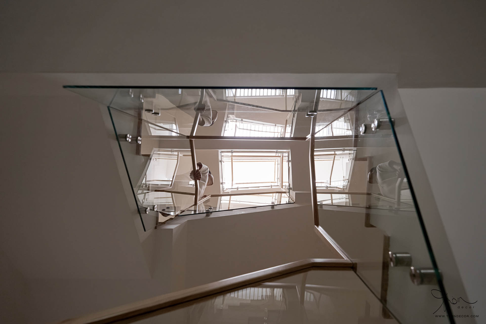 THI CÔNG NHÀ PHỐ 200M2