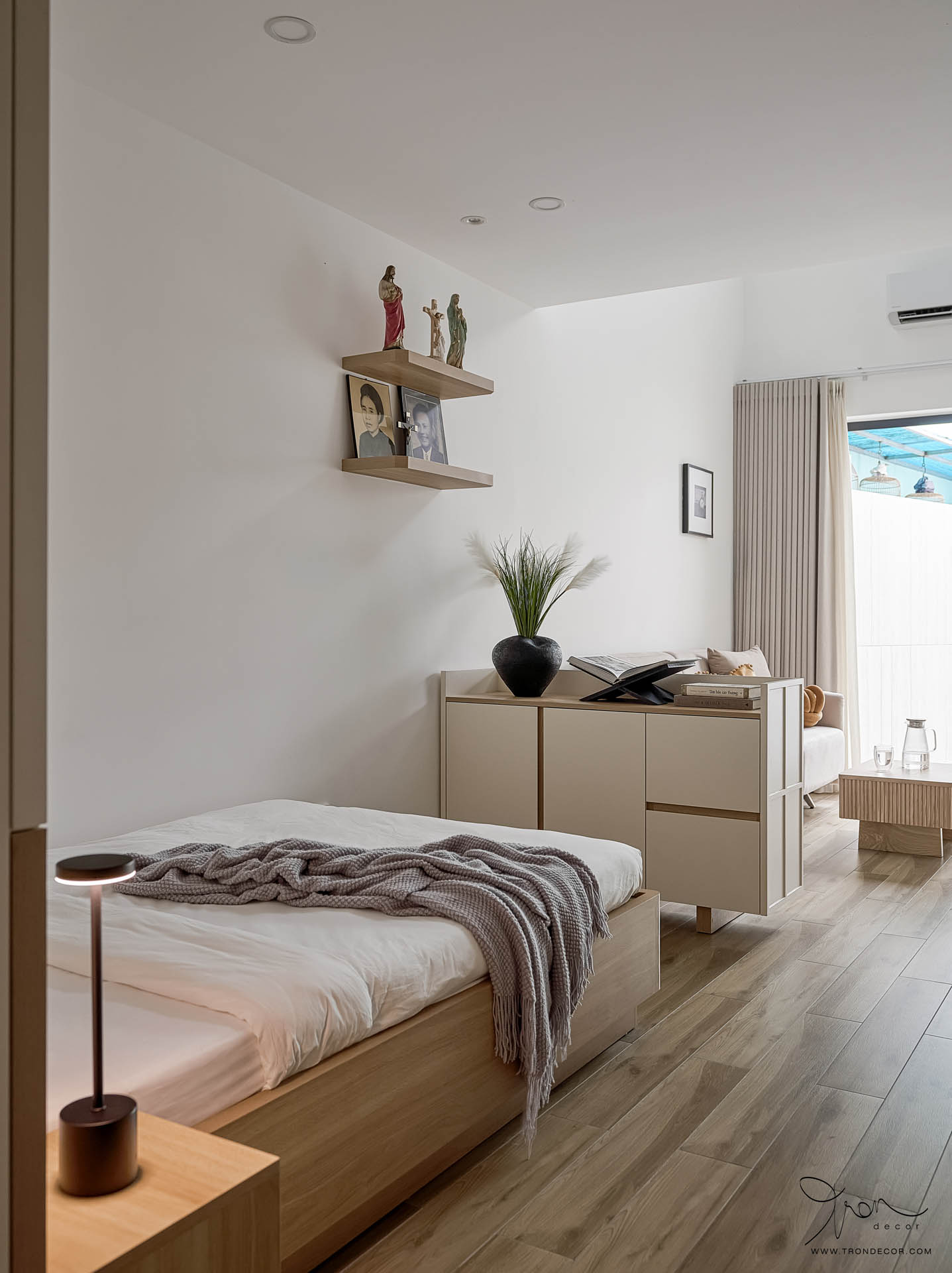 THI CÔNG NHÀ PHỐ 200M2