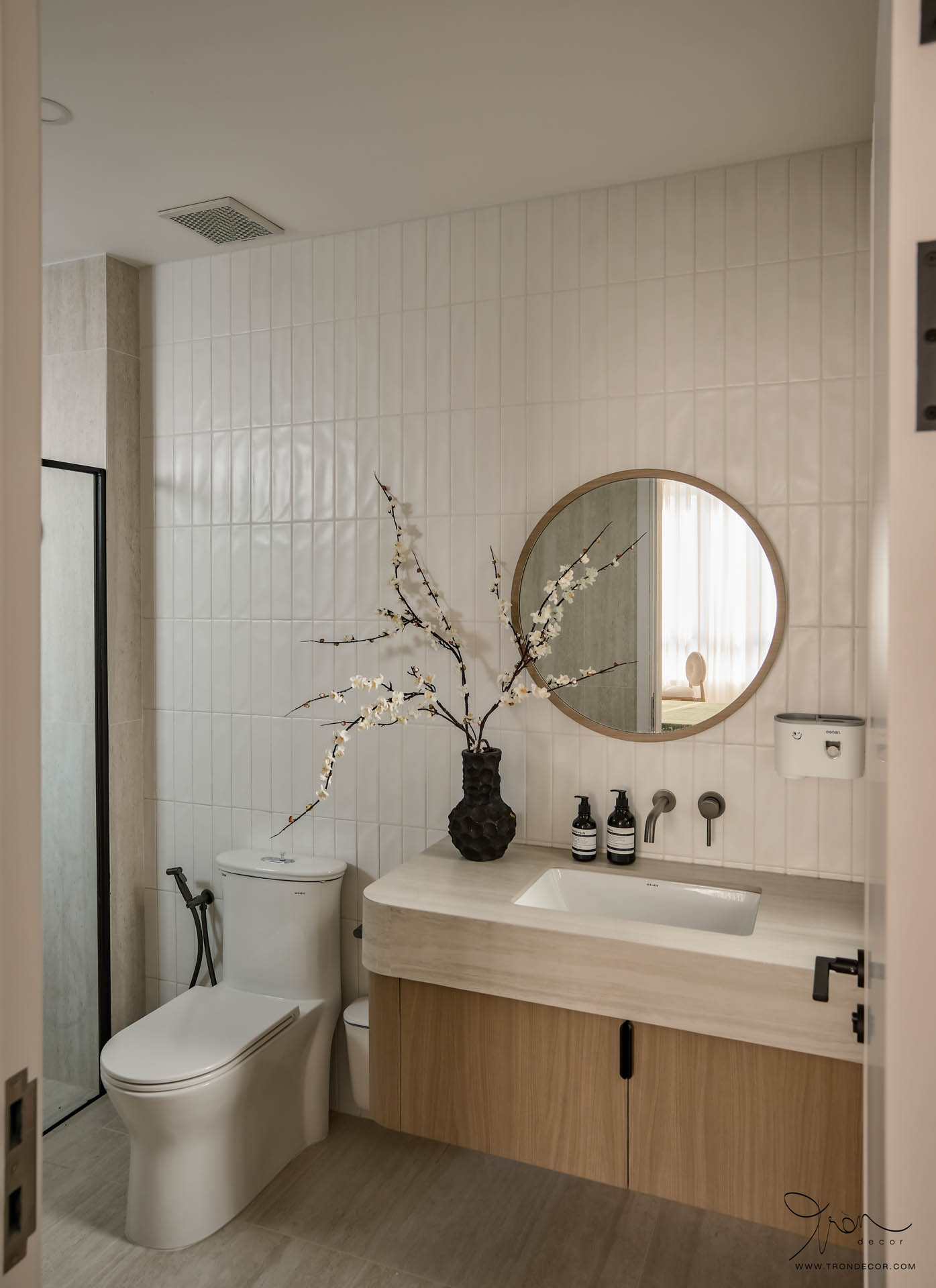 BIỆT THỰ 650M2 - TÂN UYÊN