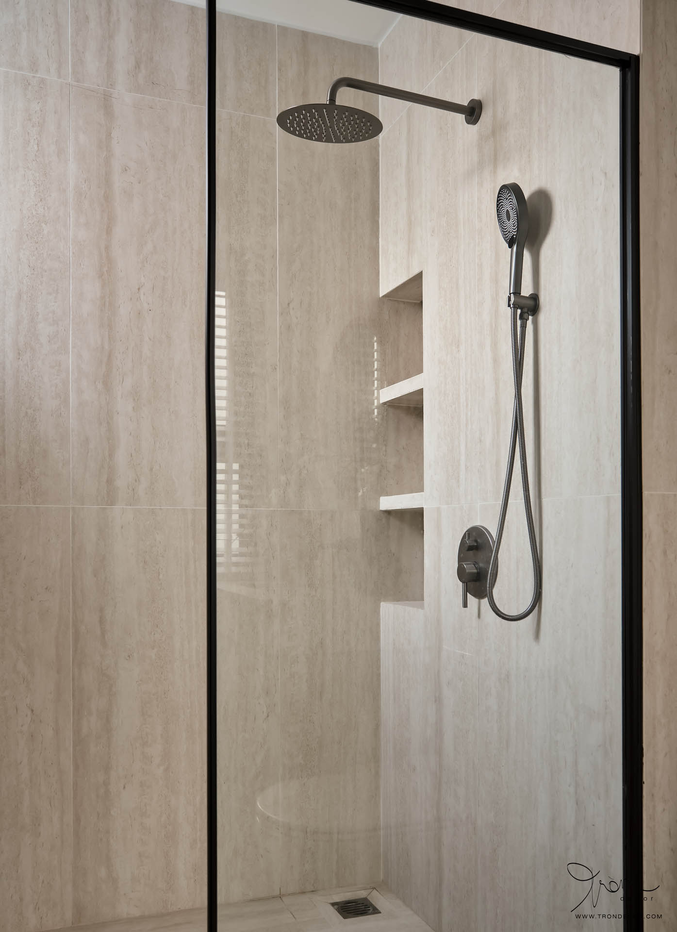 BIỆT THỰ 650M2 - TÂN UYÊN