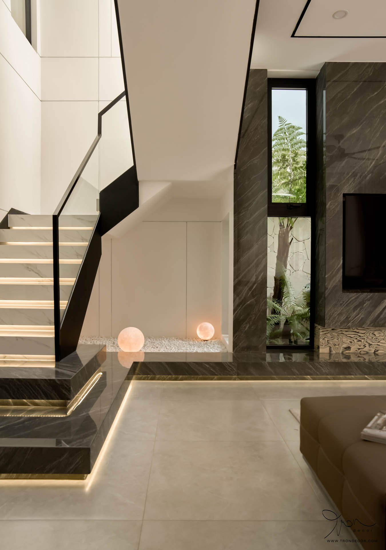 Gạch khổ lớn Gạch khổ lớn