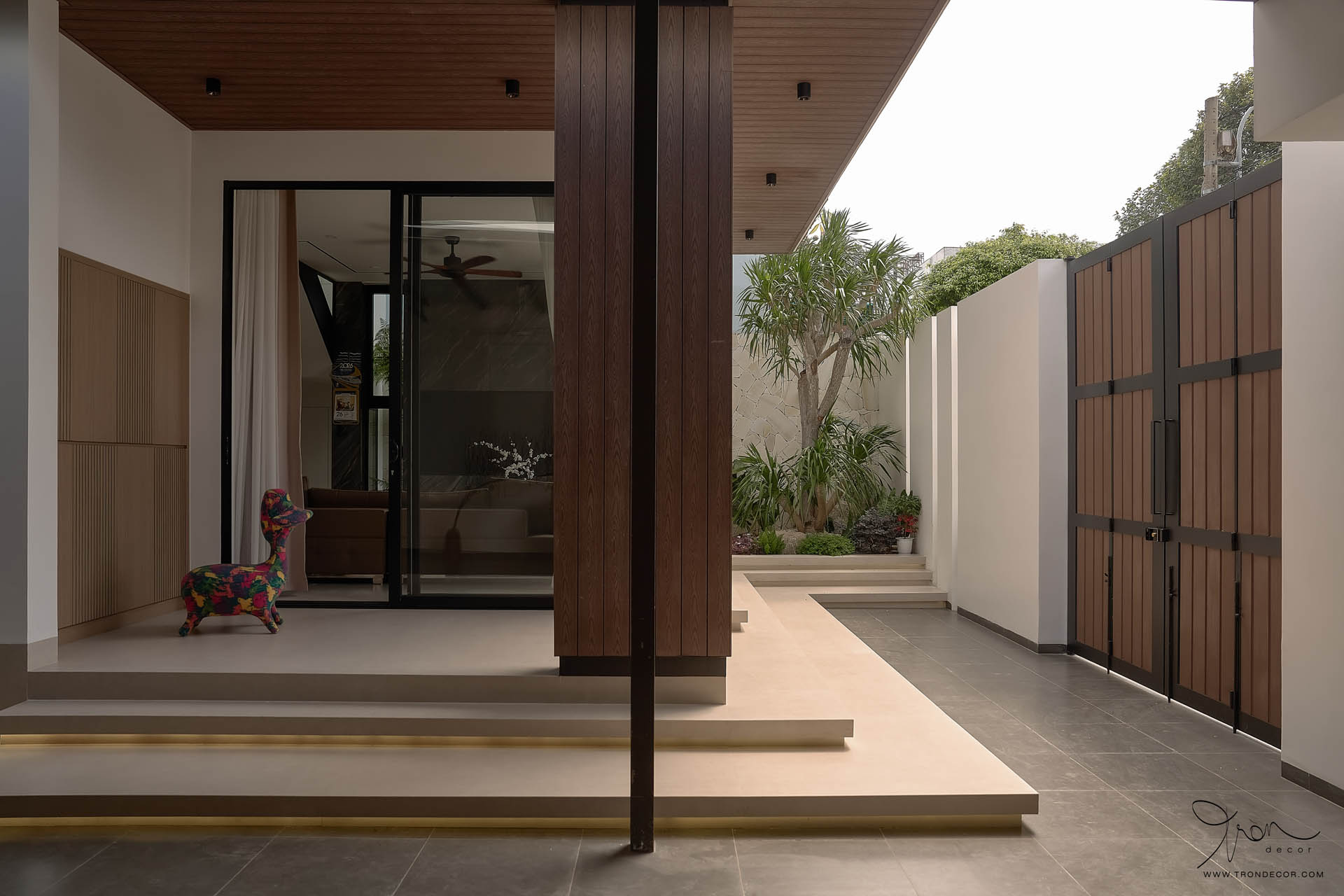 BIỆT THỰ 650M2 - TÂN UYÊN