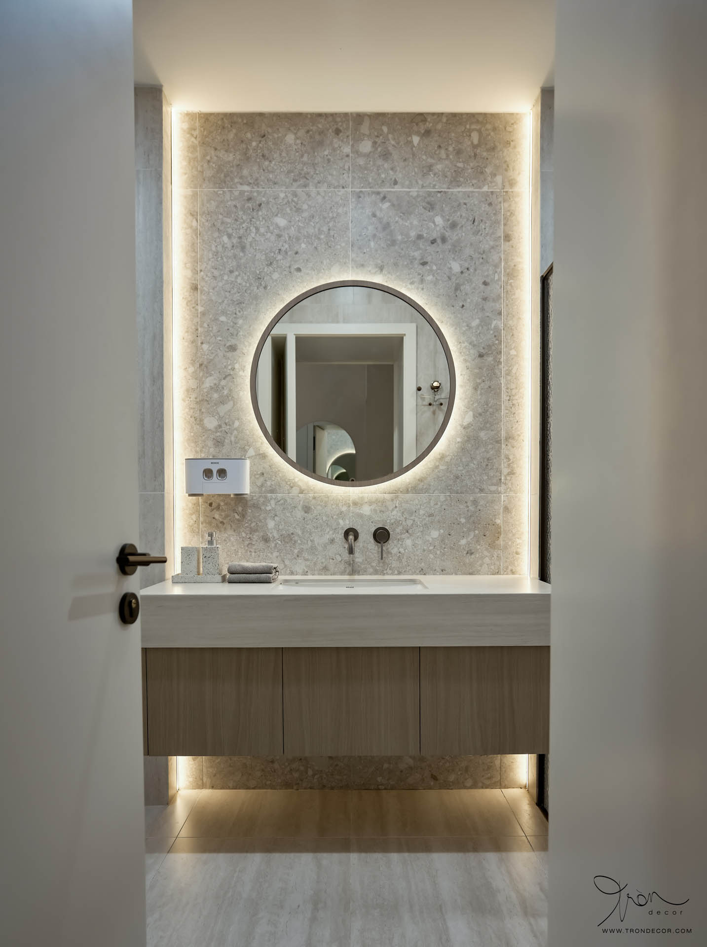 BIỆT THỰ 650M2 - TÂN UYÊN