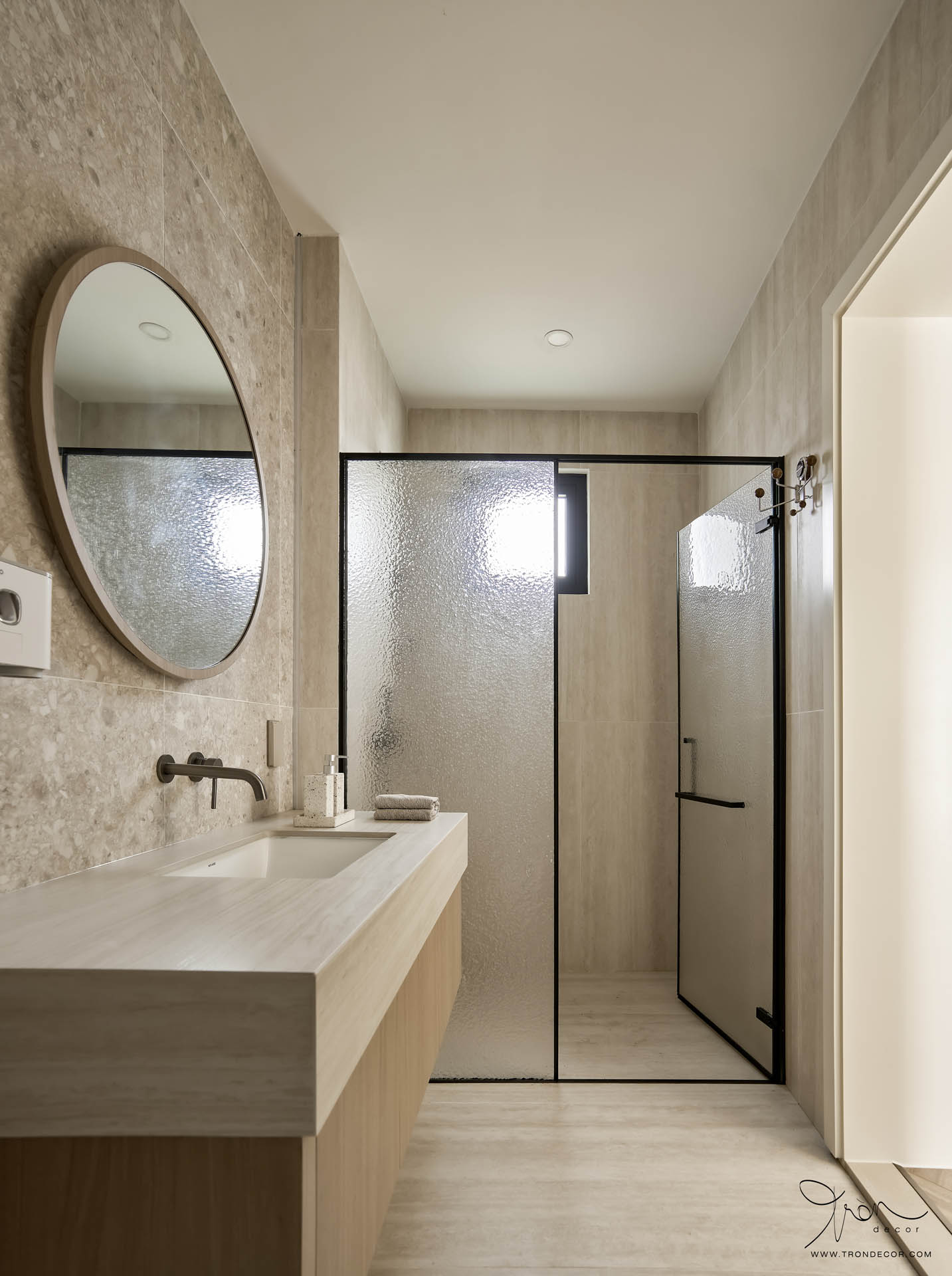 BIỆT THỰ 650M2 - TÂN UYÊN
