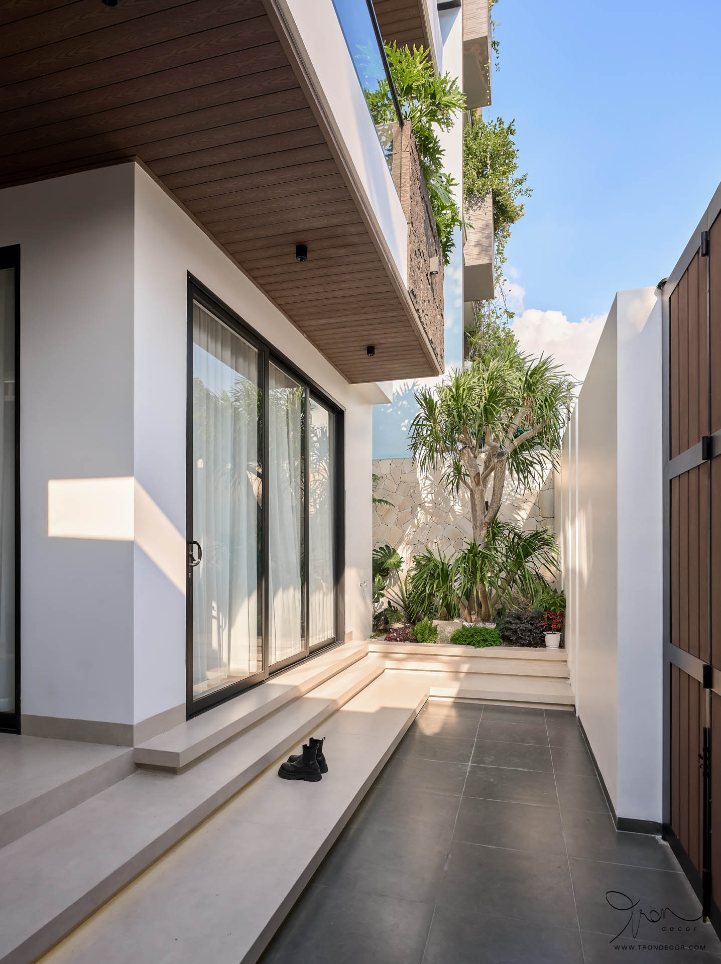 BIỆT THỰ 650M2 - TÂN UYÊN